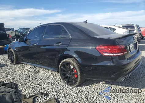 2015 Mercedes-Benz E 63 Amg-S z USA, uszkodzony, nr VIN WDDHF7GB7FB141149